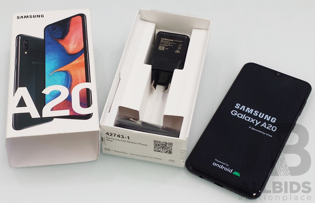 Samsung (SM-A205YN) Galaxy A20 Smart Phone - Black - Ex Display