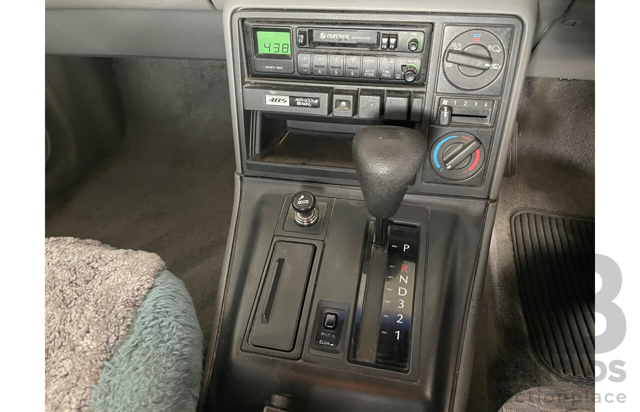 8/1993 Holden Commodore Executive VR 4d Sedan White 3.8L