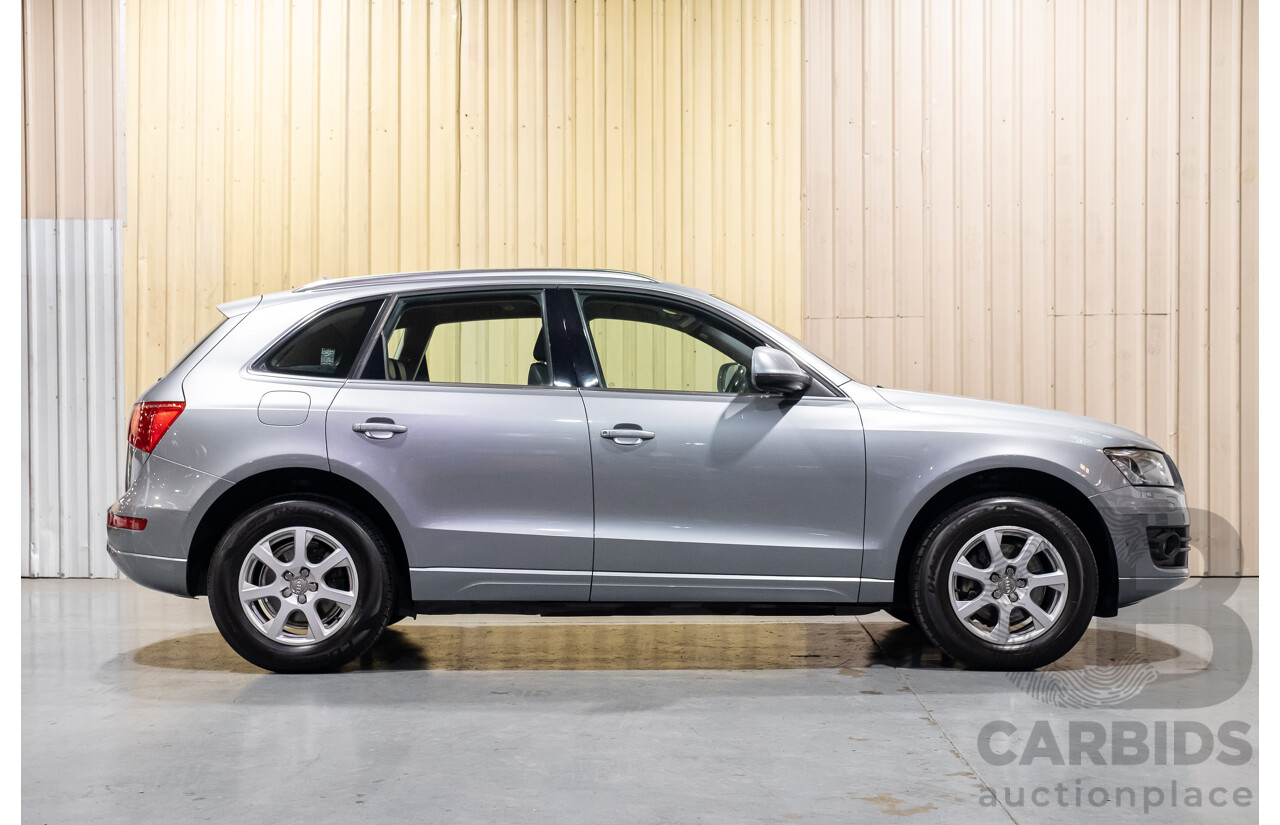 1/2010 Audi Q5 2.0 TDI Quattro 8R MY10 4d Wagon Grey Turbo Diesel 2.0L