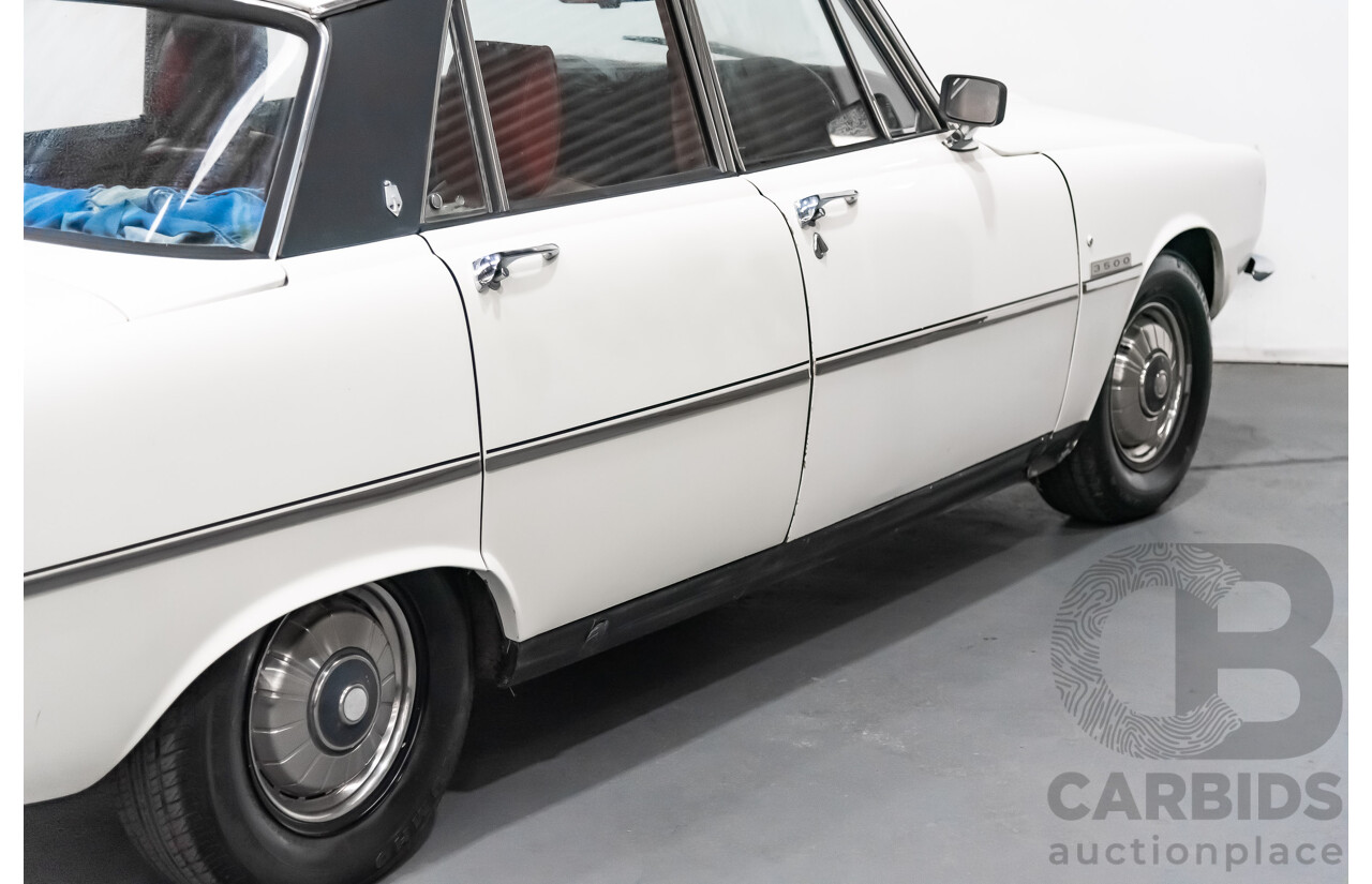 8/1971 Rover P6 3500 4d Sedan White 3.5L V8