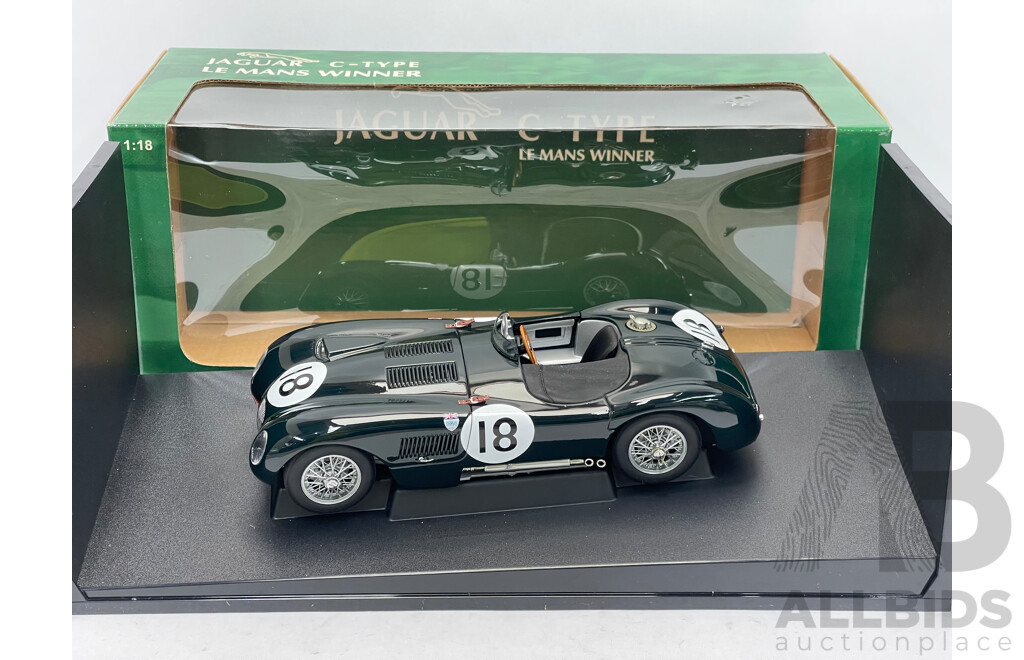 Auto Art 1953 Jaguar C Type Le Mans  - 1/18  Scale