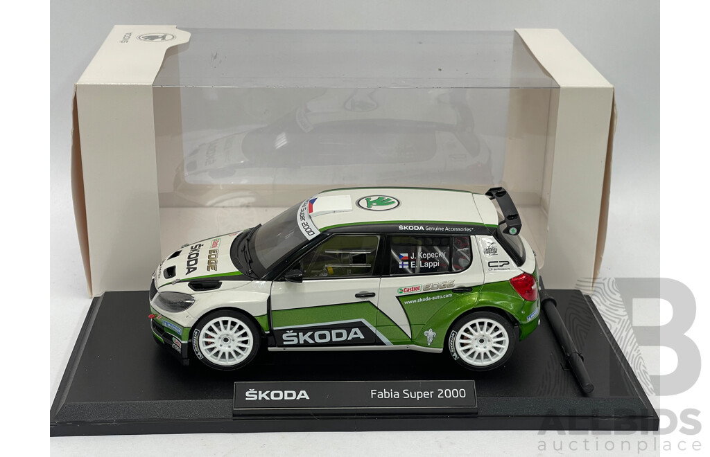 Abrex Skoda Fabia 2000 WRC  - 1/18  Scale