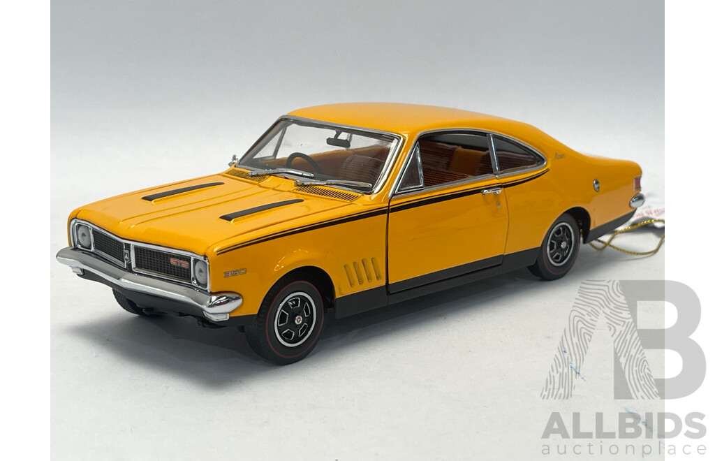 Trax 1970 Holden HG Monaro GTS350 - 1/24 Scale