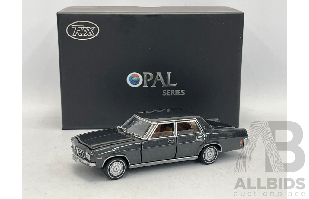 Trax Opal Series 1971 Holden Statesman De Ville  - 1/43 Scale