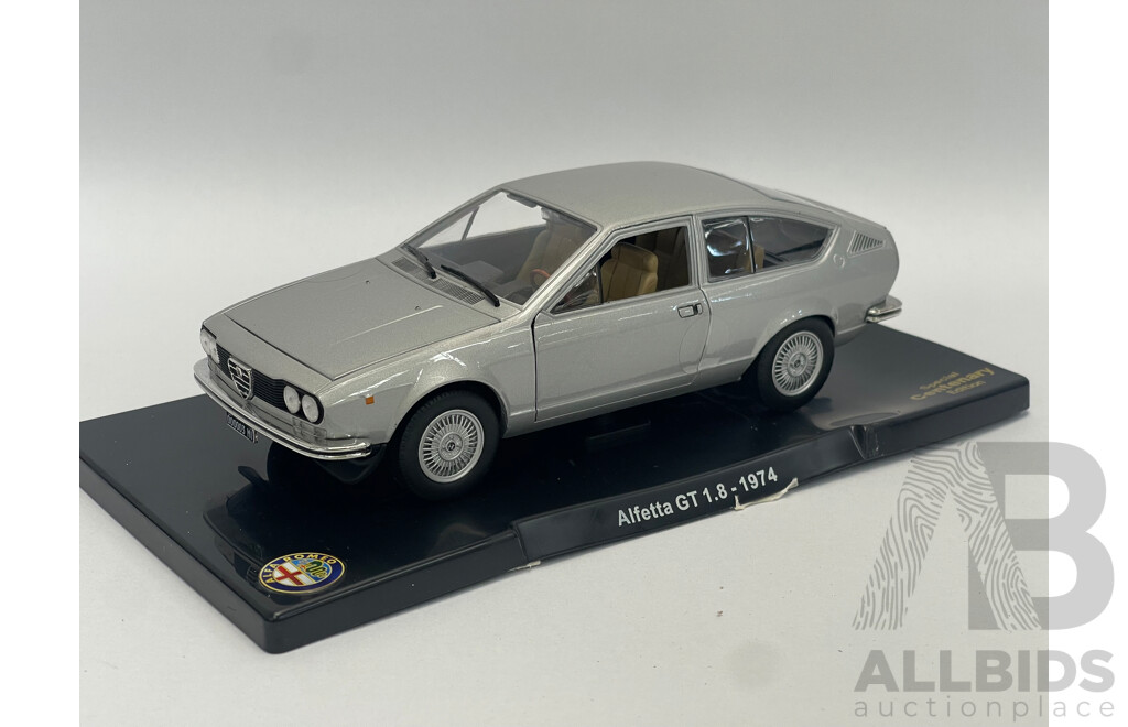 Hachette 1974 Alfa Romeo GT 1.8  - 1/24 Scale