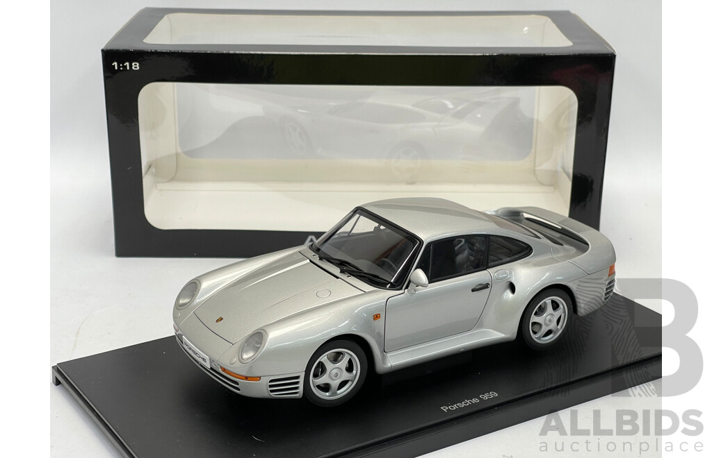 Auto Art Millennium Porsche 959 - 1/18 Scale