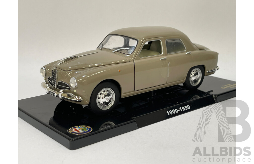 Hachette 1950 Alfa Romeo 1500 Berline   - 1/24 Scale