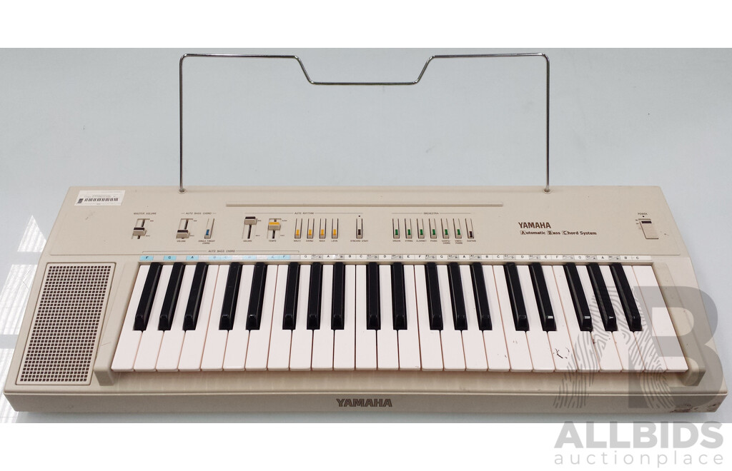 Yamaha PS-10 Portable Keyboard