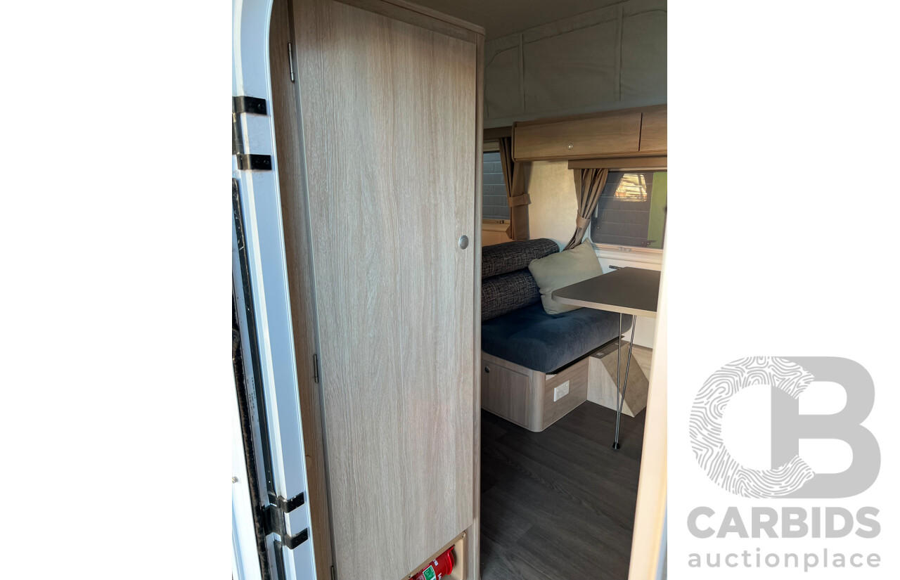 04/2016 Jayco StarCraft Pop Top Caravan