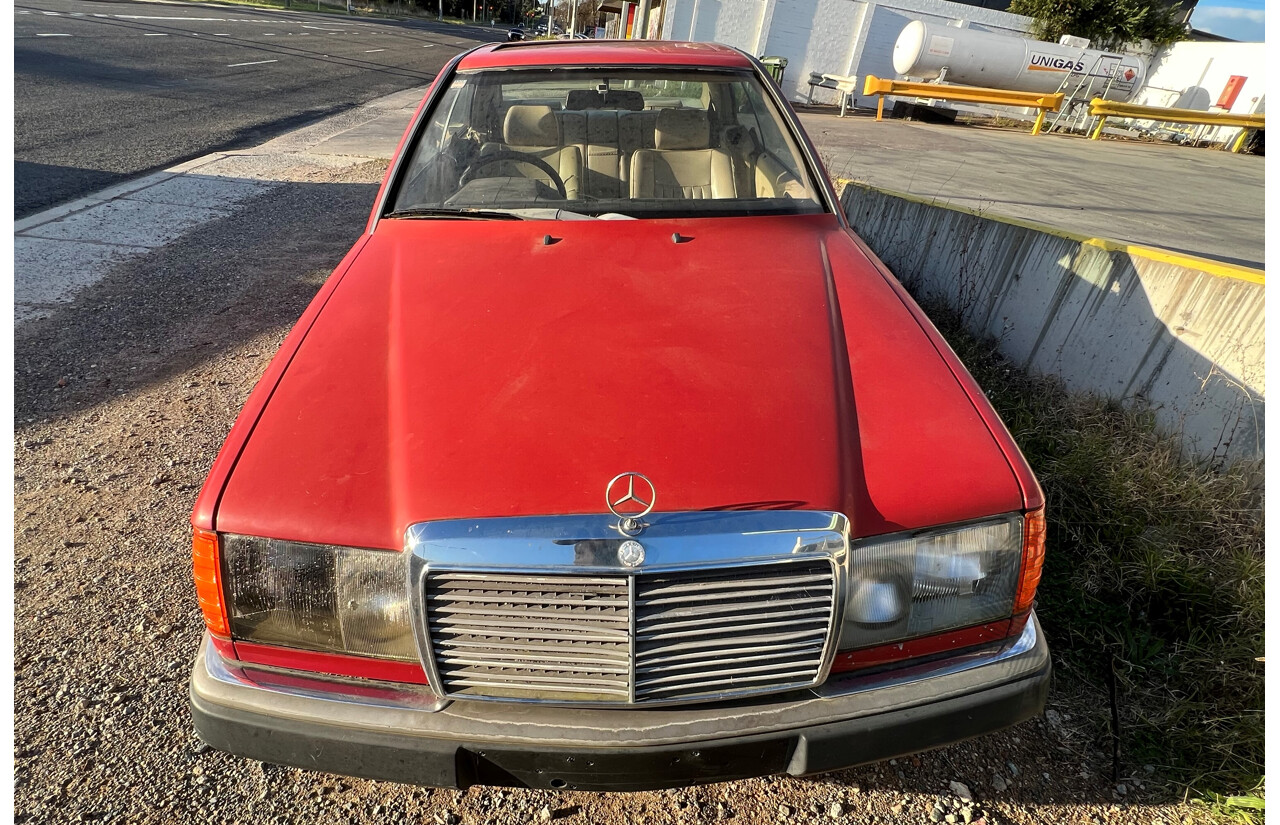 12/1988 Mercedes-Benz 300 CE C124 2d Coupe Red 3.0L