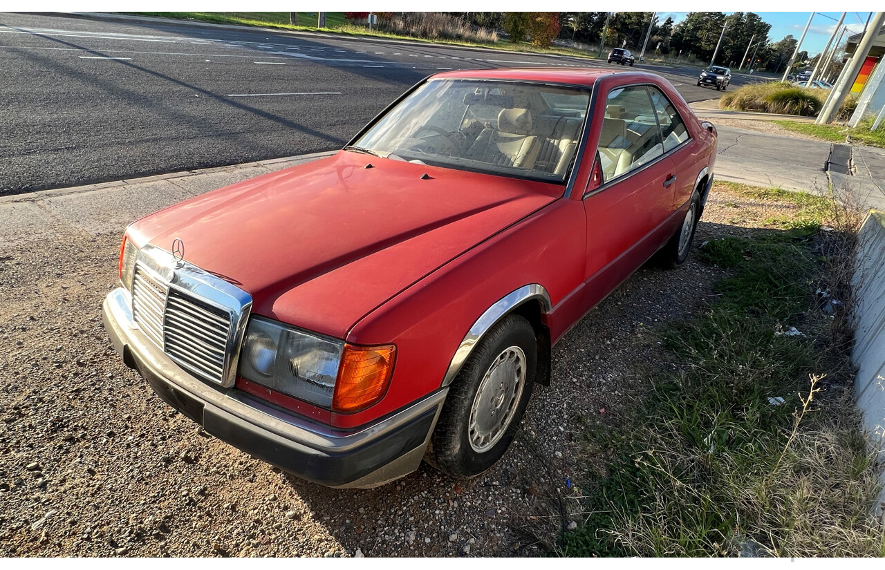 12/1988 Mercedes-Benz 300 CE C124 2d Coupe Red 3.0L