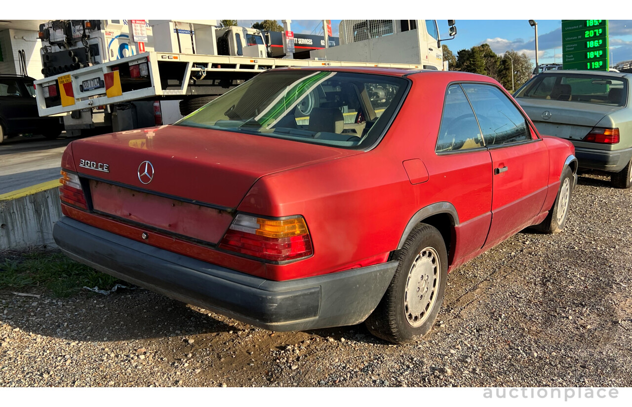 12/1988 Mercedes-Benz 300 CE C124 2d Coupe Red 3.0L