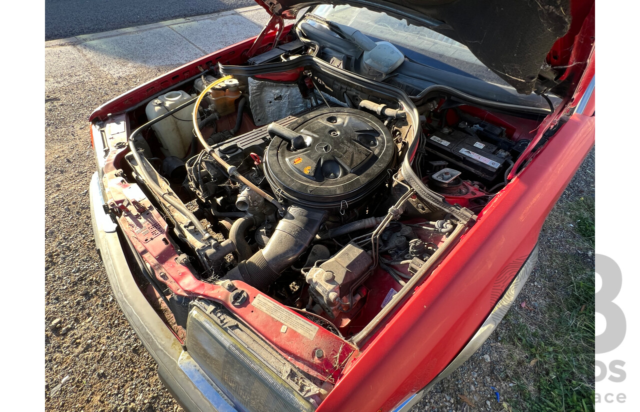 12/1988 Mercedes-Benz 300 CE C124 2d Coupe Red 3.0L