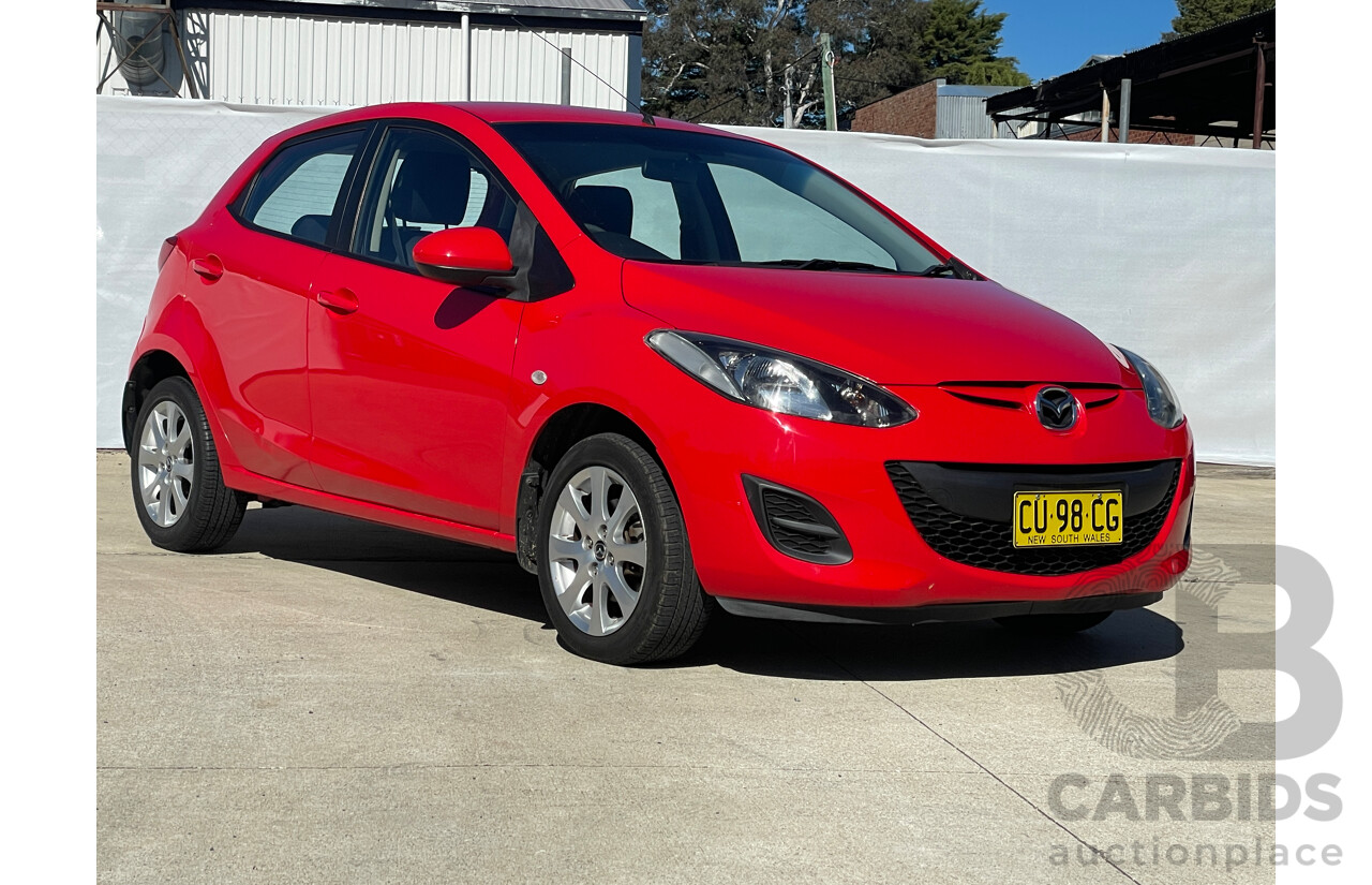 10/2013 Mazda Mazda2 NEO Sport DE MY14 5d Hatchback Red 1.5L