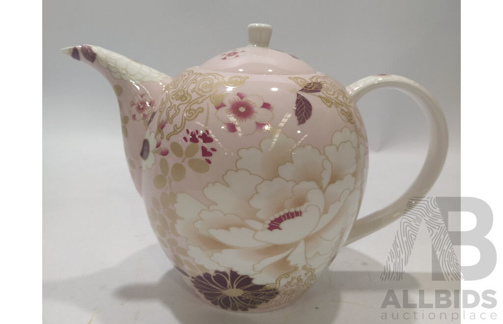 Maxwell Williams Fine China Teaware - ORP $110