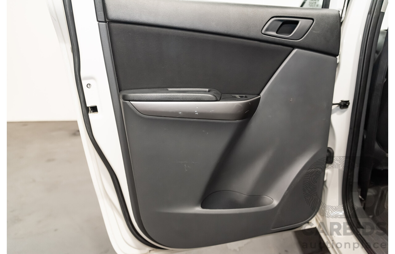 3/2017 Mazda Bt50 XT (4x4)  Dual Cab Utility White 3.2L Turbo Diesel