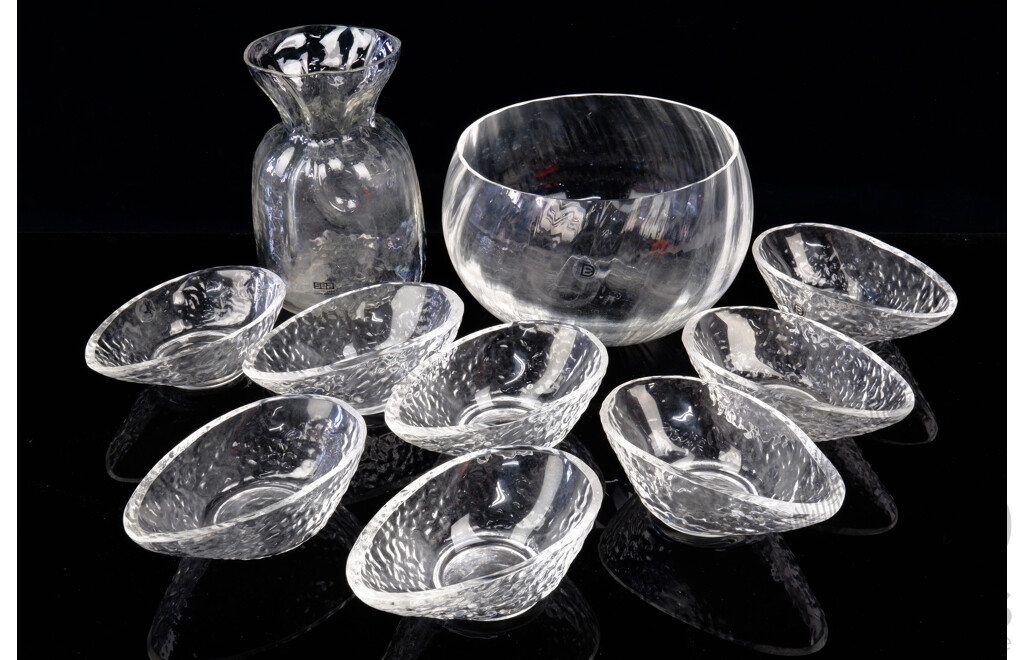 English Dartington Crystal Bowl and Eight Avocado Bowls, and Vintage Kosta Vase