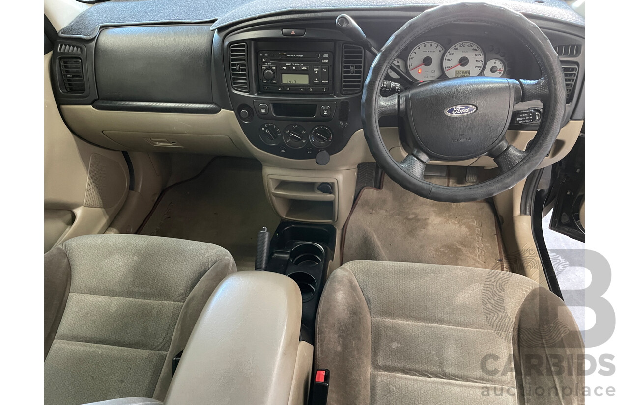 6/2005 Ford Escape XLT ZB 4d Wagon Black / Gold 2.3L