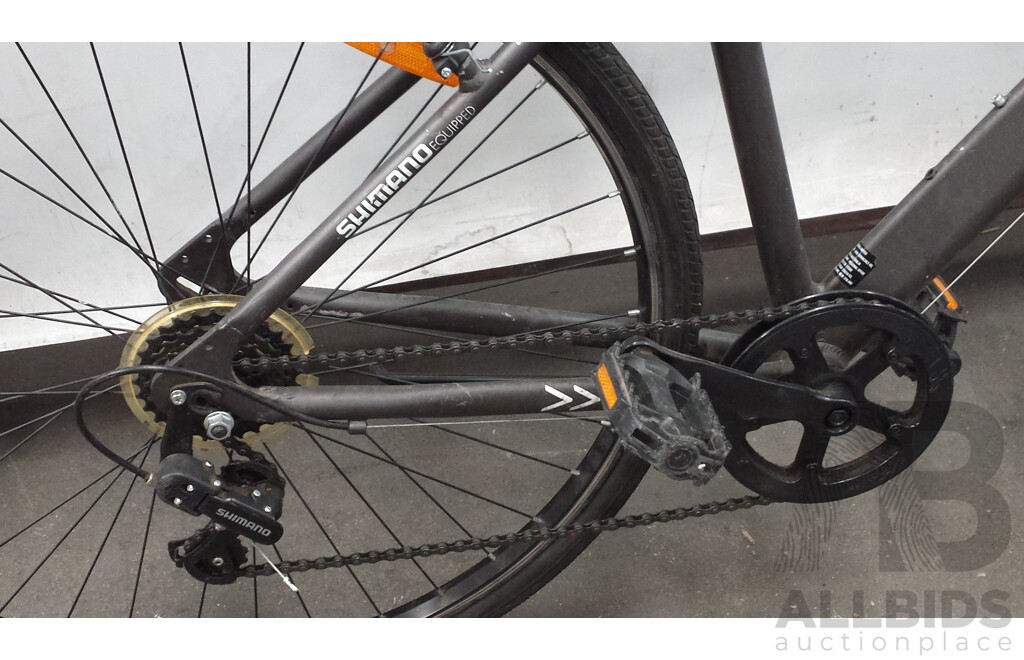 Copenhagen Urban 18 Inch Hybrid Bike
