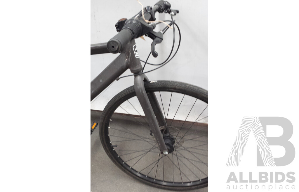Copenhagen Urban 18 Inch Hybrid Bike