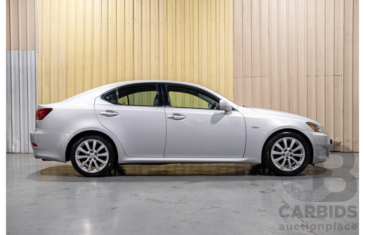 10/2007 Lexus IS250 Sports Luxury GSE20R 4d Sedan Silver 2.5L