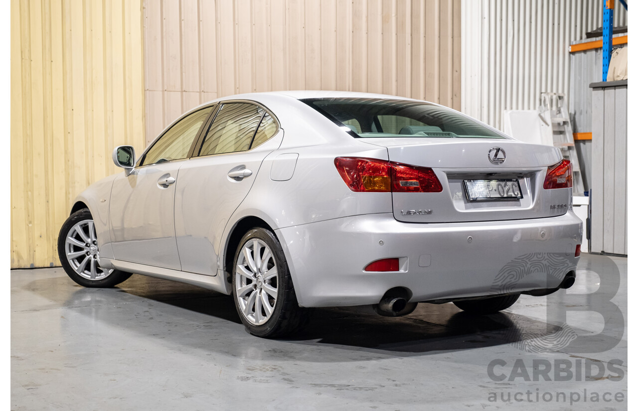 10/2007 Lexus IS250 Sports Luxury GSE20R 4d Sedan Silver 2.5L