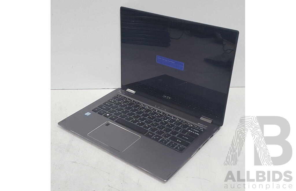 Acer (SP513-52N-58E1) Spin 5 Intel Core i5 (8250U) 1.60GHz-3.40GHz 4-Core CPU 13-Inch Convertible Touchscreen Laptop