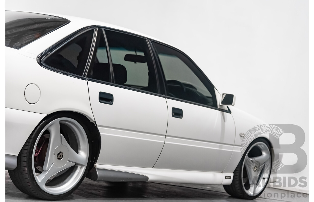 11/1994 Holden HSV Senator  VR 4d Sedan White Supercharged 355ci V8 - Heavily Modified