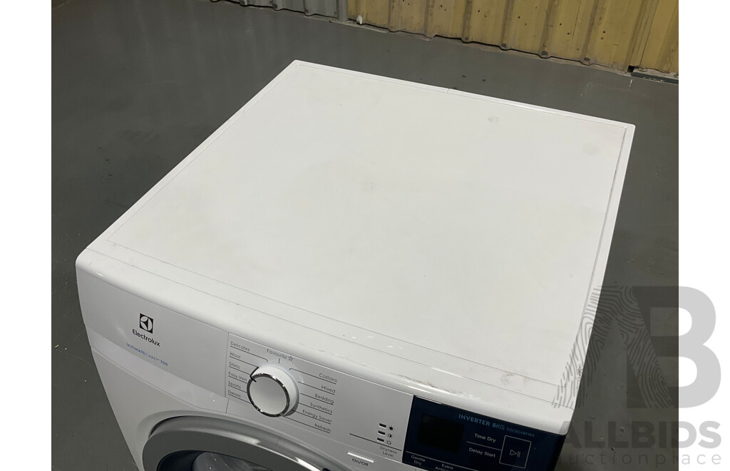 ELECTROLUX (EDC804BEWA) 700 SERIES CONDENSER DRYER - ORP $1,199.00