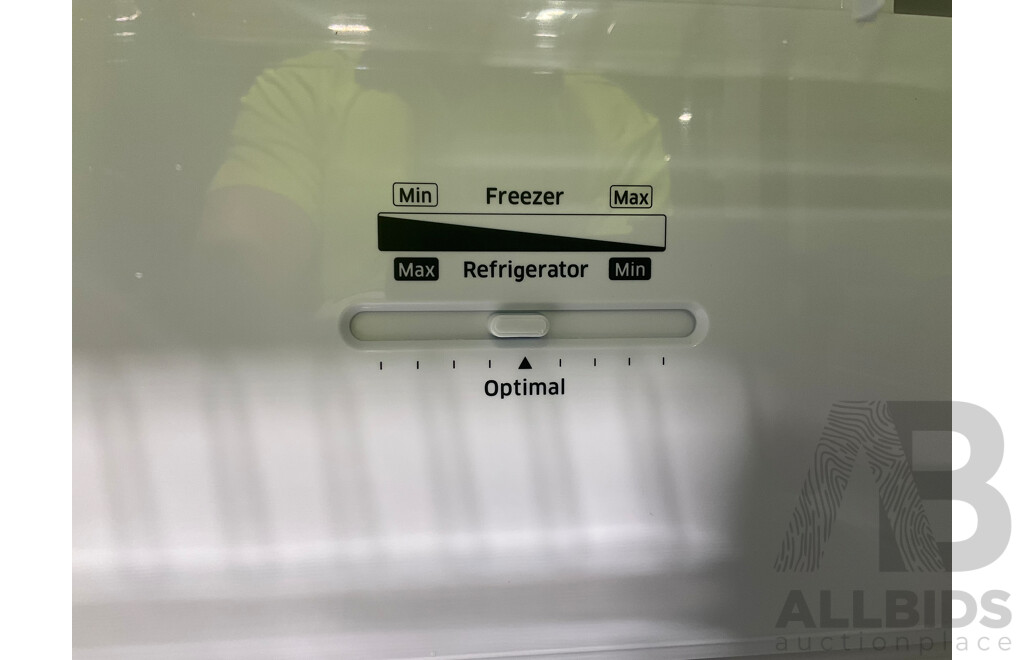 SAMSUNG (SRT3100B) 305L Modern Design Top Mount Refrigerator with All-Around Cooling - ORP $899.00
