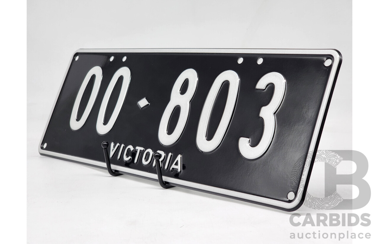 Victorian VIC Custom 5 - Character Alpha/Numeric Number Plate OO.803