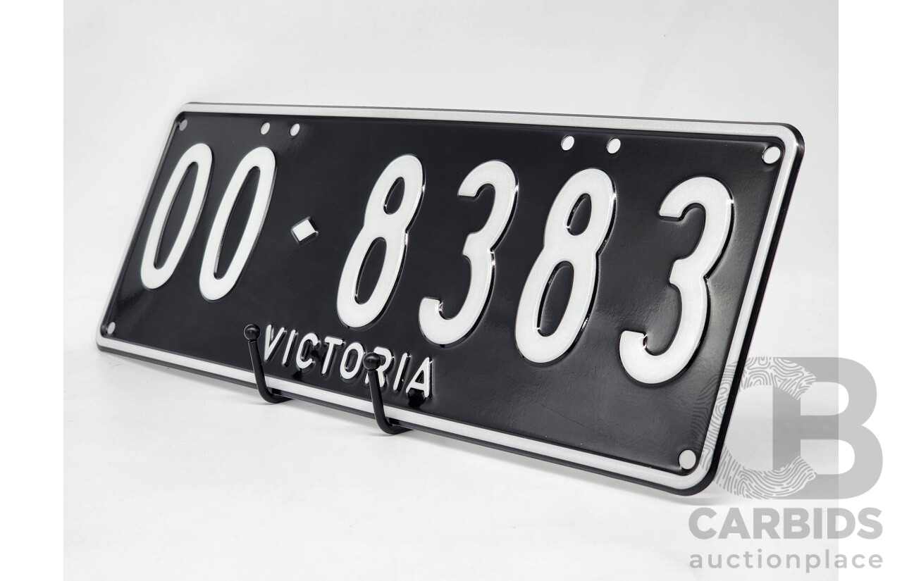 Victorian VIC Custom 6 - Digit Alpha/Numeric Number Plate OO.8383