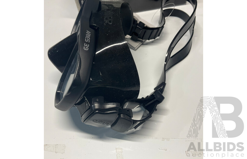 OMER ARIES39 Mask - ORP $125.00