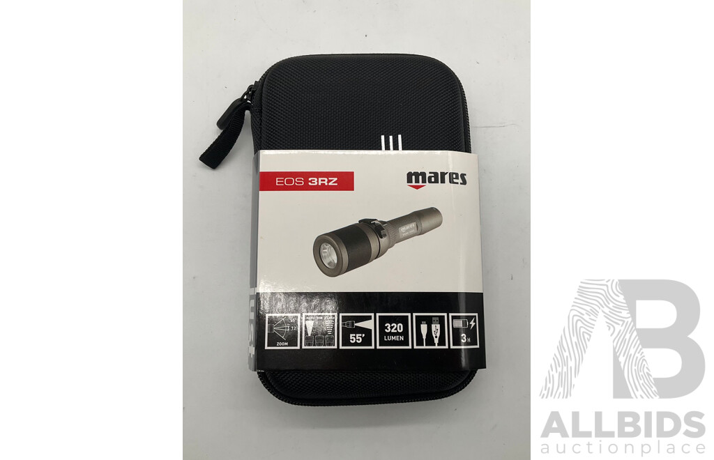 MARES (EOS 3RZ) Rechargeable Dive Torch, MARES (425616) Pure Instinct Argo Titanium Knife - Lot of 2 - Estimated Total ORP $160.00
