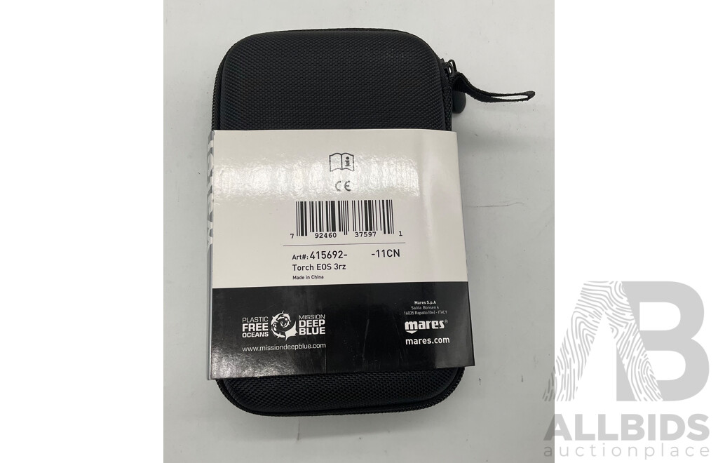 MARES (EOS 3RZ) Rechargeable Dive Torch, MARES (425616) Pure Instinct Argo Titanium Knife - Lot of 2 - Estimated Total ORP $160.00