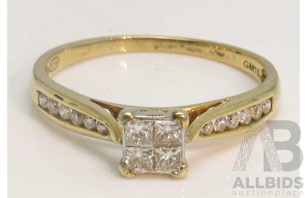 Half Carat Diamond Ring : 9ct Yellow & White Gold