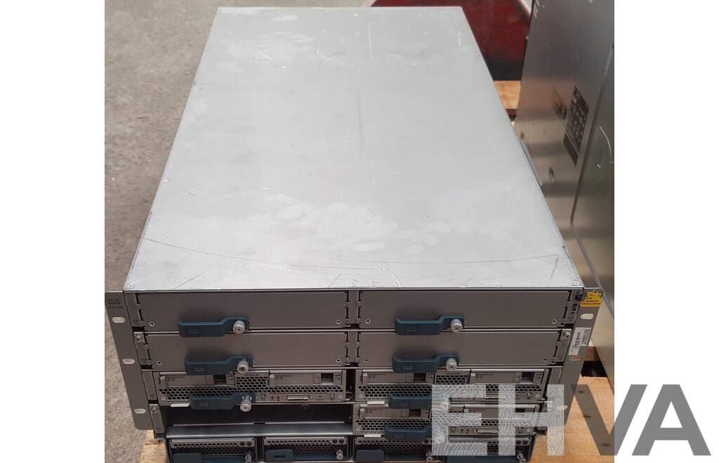 Cisco UCS 5108 Chassis w/ 3 x Cisco Blade Servers