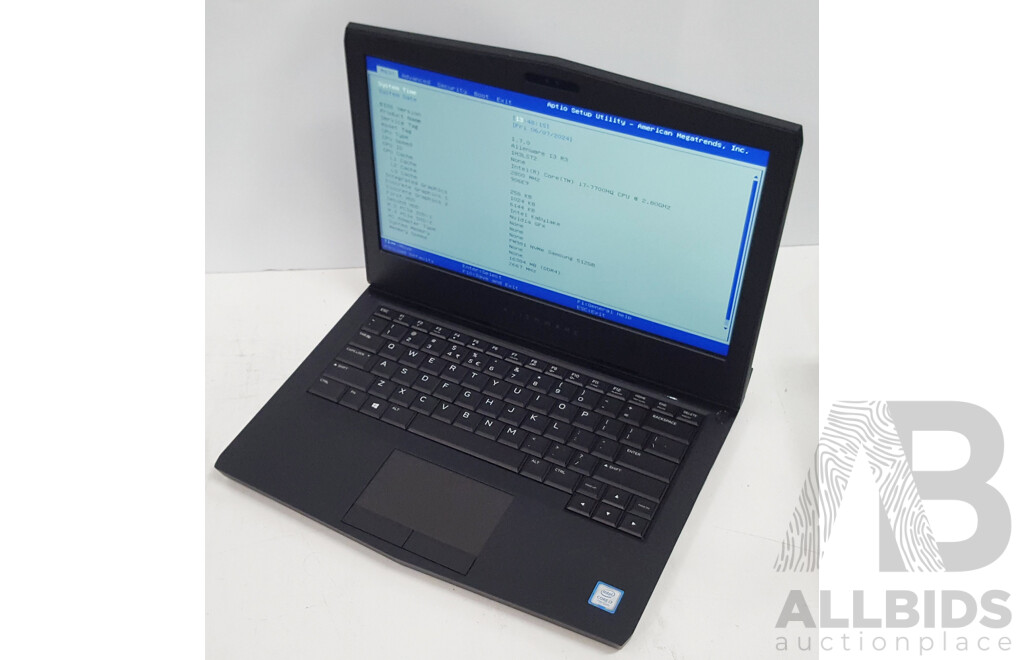 Dell Alienware 13 R3 Intel Core i7 (7700HQ) 2.80GHz-3.80GHz 4-Core CPU 13-Inch Gaming Laptop