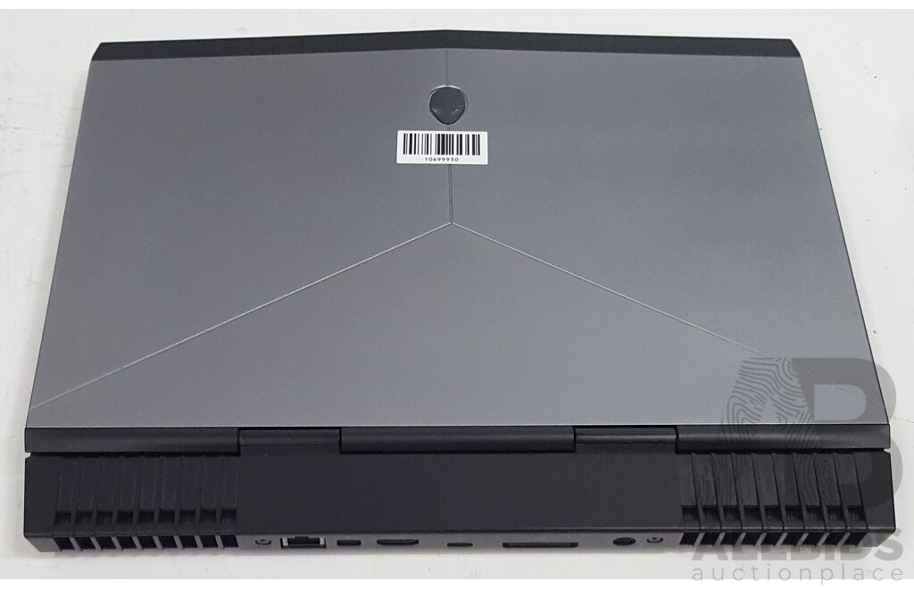 Dell Alienware 13 R3 Intel Core i7 (7700HQ) 2.80GHz-3.80GHz 4-Core CPU 13-Inch Gaming Laptop