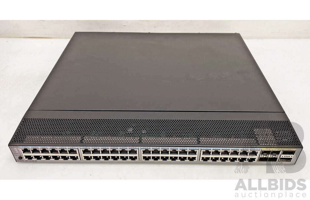 Huawei (CE5850-48T4S2Q-EI) CE5850 Series 48-Port Data Center Switch