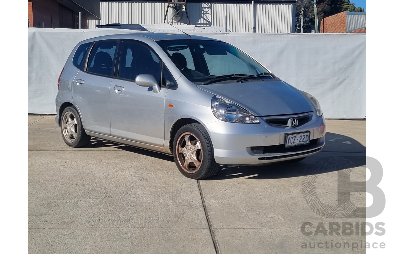 10/2003 Honda Jazz VTi  5d Hatchback Silver 1.5L