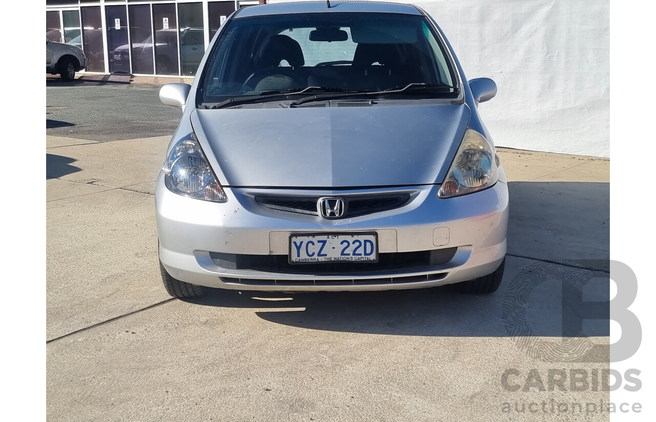 10/2003 Honda Jazz VTi  5d Hatchback Silver 1.5L
