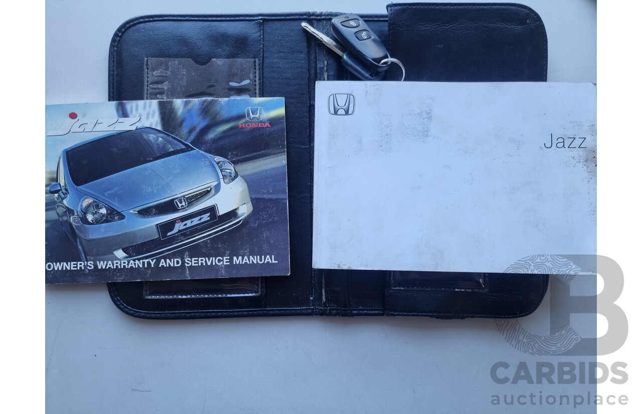 10/2003 Honda Jazz VTi  5d Hatchback Silver 1.5L