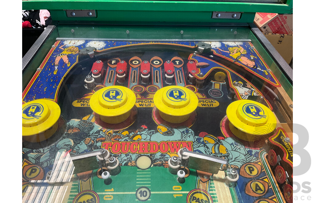 TOUCHDOWN (D. Gottlieb & Co) Pinball Machine