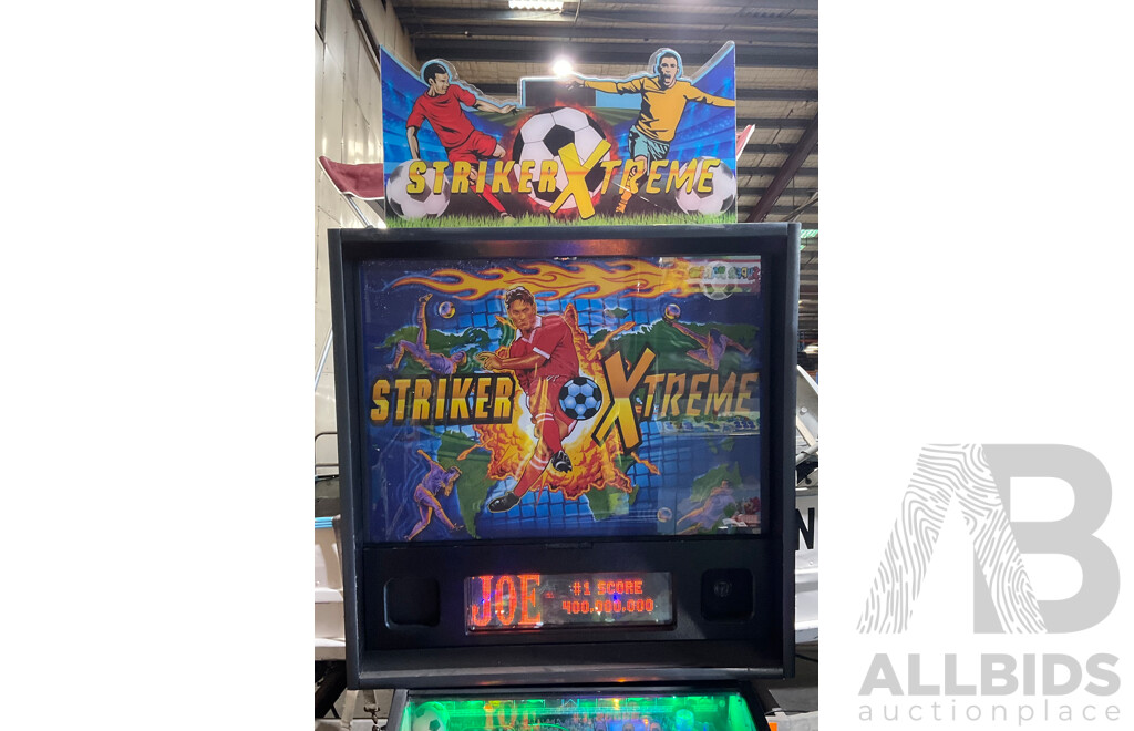 STRIKER XTREME (Stern Pinball Inc.) Pinball Machine