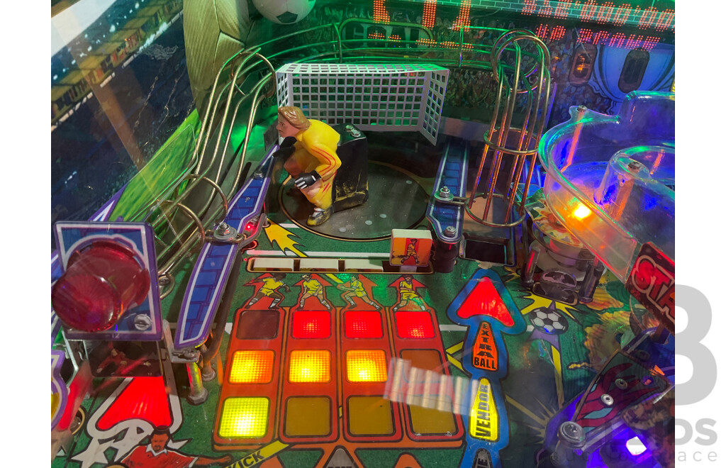 STRIKER XTREME (Stern Pinball Inc.) Pinball Machine