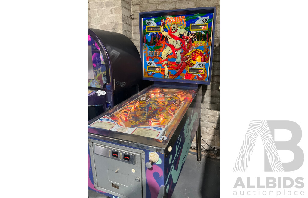 TRIDENT (Stern) Pinball Machine