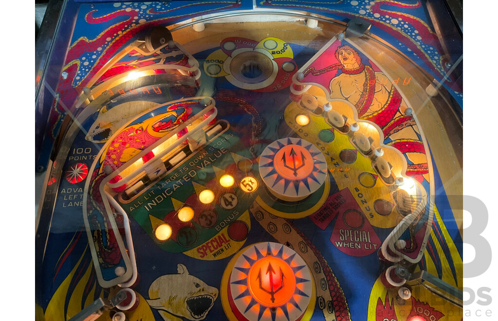 TRIDENT (Stern) Pinball Machine