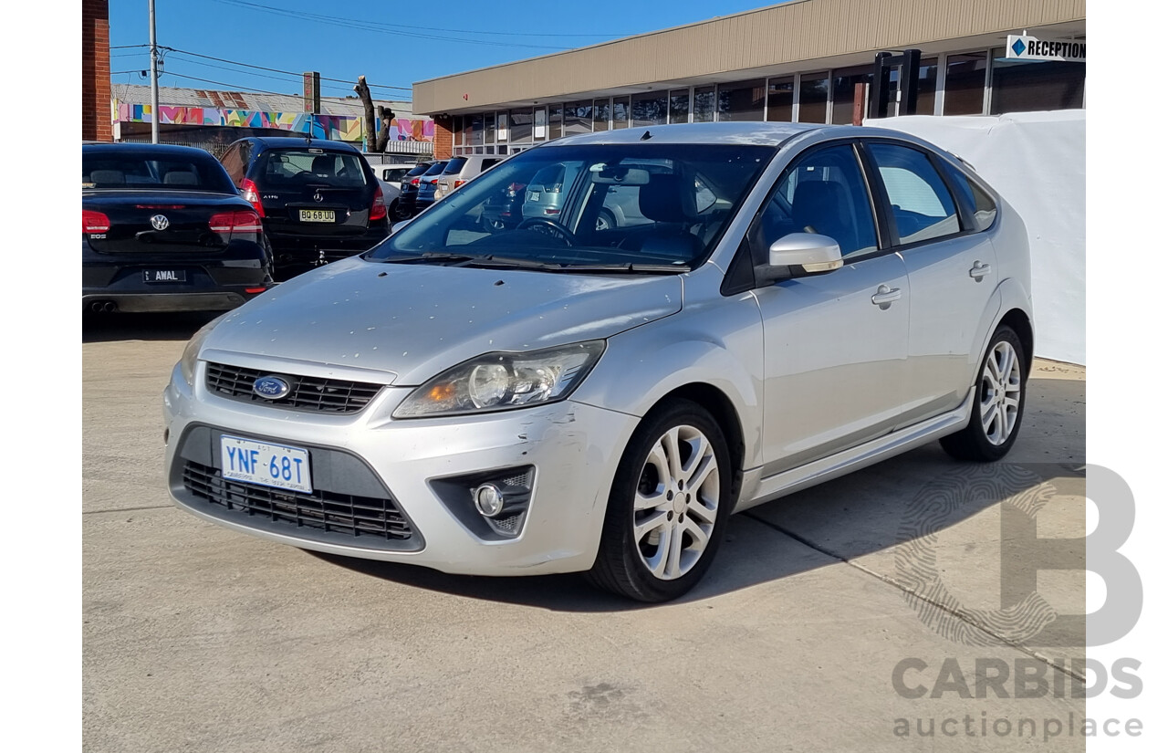 11/2010 Ford Focus Zetec LV MY11 5d Hatchback Silver 2.0L