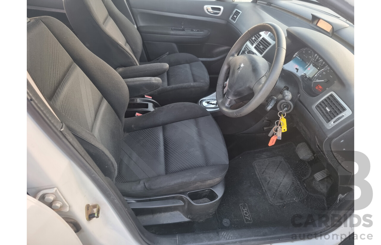 3/2007 Peugeot 307 XSE HDi 2.0 MY06 UPGRADE 5d Hatchback White 2.0L
